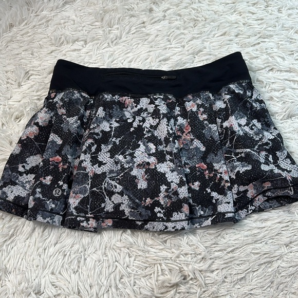 Lululemon Pace Rival Skirt (Regular) *No Panels Spring Bloom Multi / Black - Picture 5 of 7